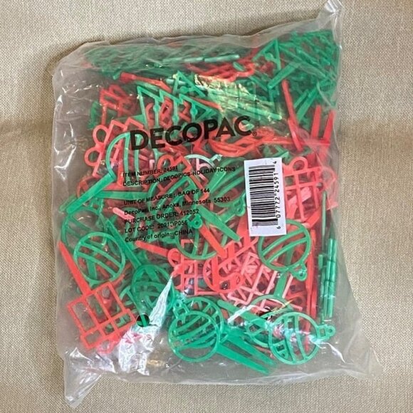 DecoPac Cupcake Toppers Holiday Icons Ornaments Trees Candy Canes Gifts Bulk 144 - Picture 1 of 8